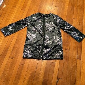 Anthropologie women’s velvet jacket EUC size M